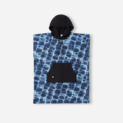 Front view of the Nomadix Changing Poncho in agua blue